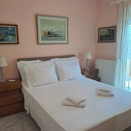 Myrsini' S House Tatil Evi