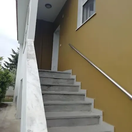 Myrsini' S House *