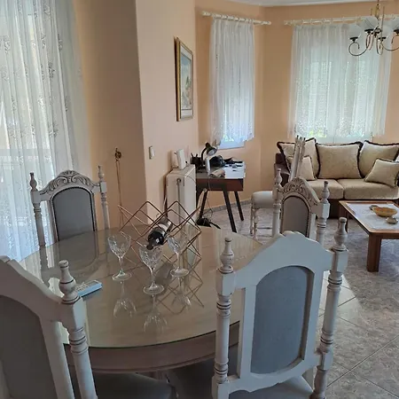 Myrsini' S House Holiday home *