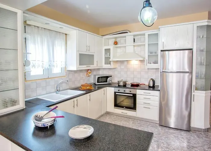 Myrsini' S House Néa Péramos