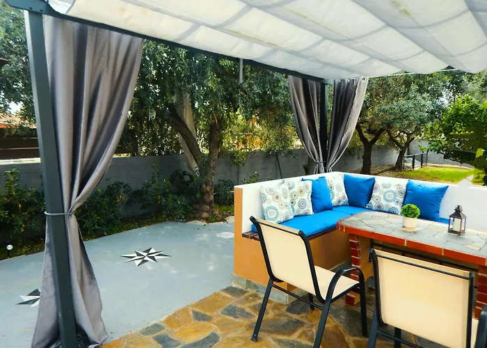 Myrsini' S House Hébergement de vacances